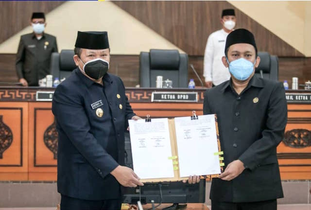 Bupati dan Ketua DPRD Tanda Tangani Kesepakatan Bersama Rancangan Awal RPJMD Jember 2021–2026